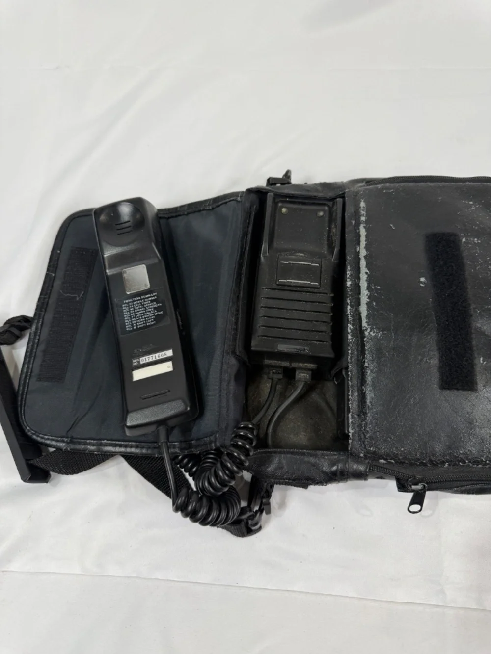 Vintage Uniden Bag Phone CP1900A Retro Mobile Car Phone